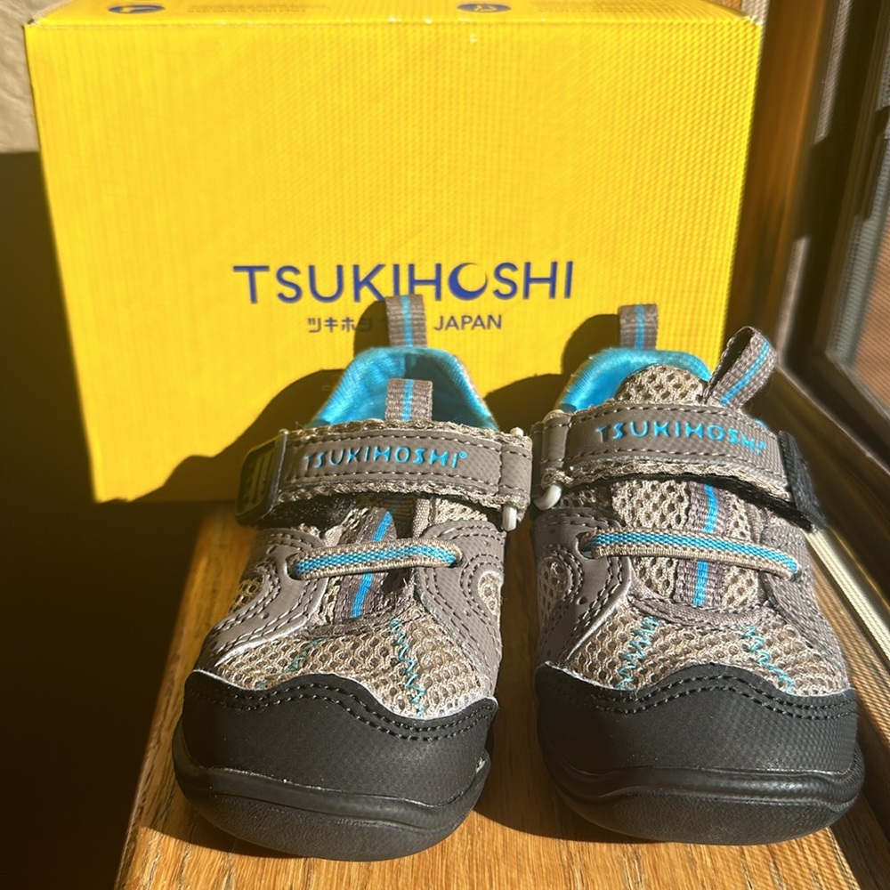 Tsukihoshi Marina Baby Shoes Taupe/ Sky Toddler size 5